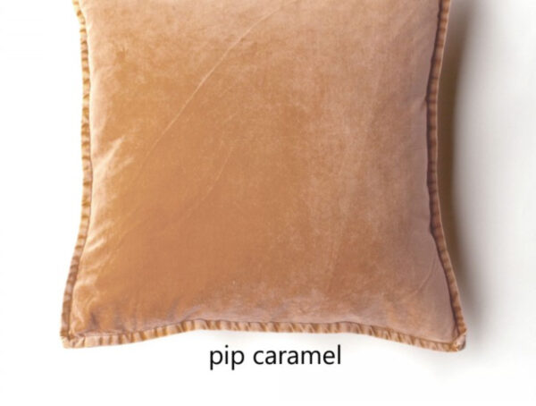 Coussin Pip en velours stonewashed Caramel