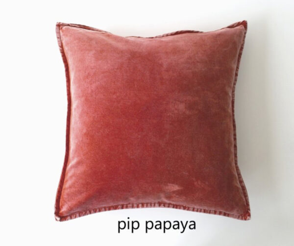 Coussin Pip en velours stonewashed Papaye #MLFabrics