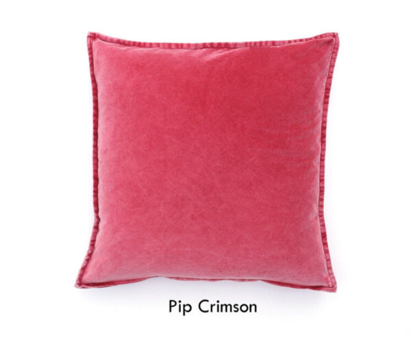 Coussin Pip en velours stonewashed Framboise #MLFabrics